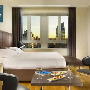 Una Century Hotel